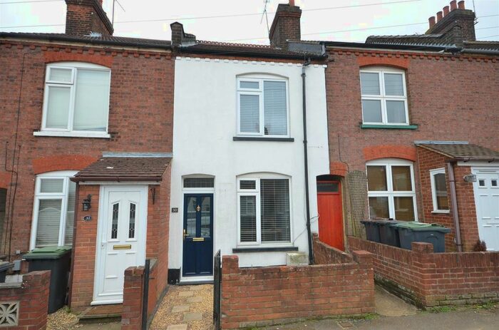2 Bedroom Terraced House To Rent In Moreton Road South, Luton, LU2