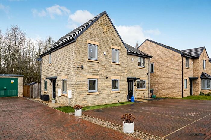 3 Bedroom Semi-Detached House For Sale In Wellington Drive, Middleton St. George, Darlington, DL2