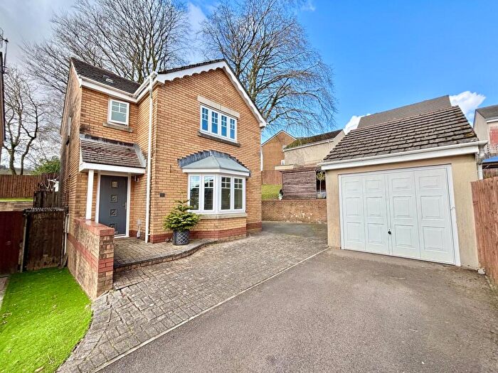 3 Bedroom Detached House For Sale In Parc Gilbertson, Gelligron, Pontardawe, Swansea., SA8