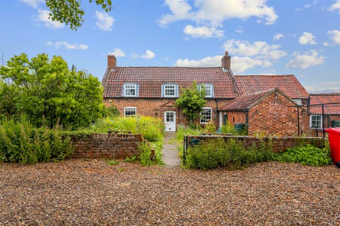 4 Bedroom Detached House For Sale In Bassingham Road, Aubourn, Lincoln, LN5