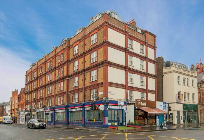 2 Bedroom Flat To Rent In Dawes Road, London, SW6