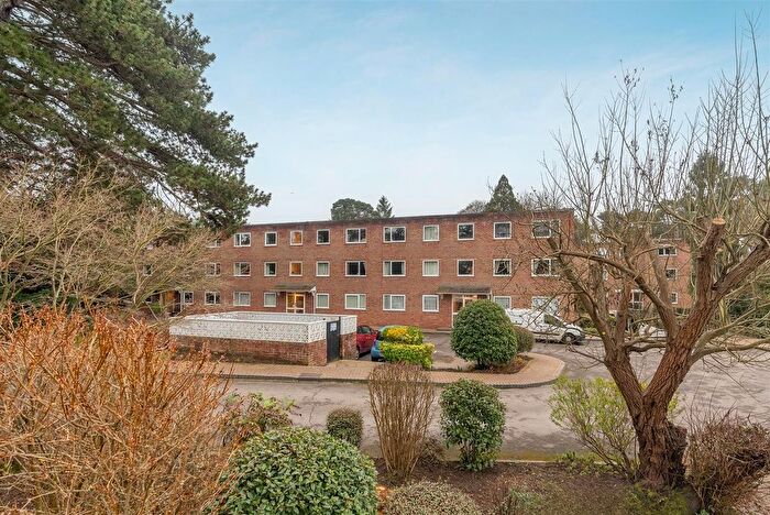 2 Bedroom Flat To Rent In St Andrews Court, Sunninghill, SL5