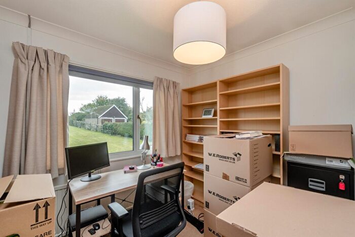 4 Bedroom Detached House For Sale In Main Street, Belmesthorpe, Stamford, PE9