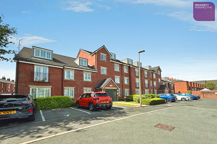 2 Bedroom Flat For Sale In Priestfields, Leigh, WN7