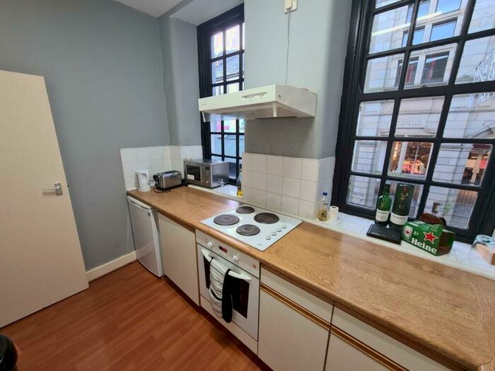 2 Bedroom Private Hall To Rent In Church Street, Lancaster, LA1