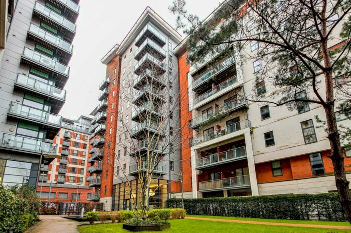 2 Bedroom Apartment To Rent In Hornbeam Way, Green Quarter, Manchester, M4