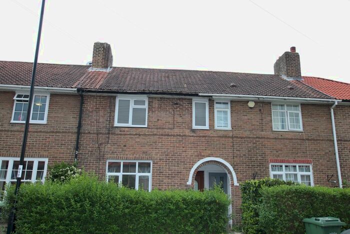 2 Bedroom Terraced House To Rent In Glenbow Road, Bromley, BR1