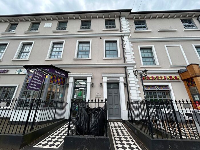 2 Bedroom Flat To Rent In High Street, Broadstairs, Kent, CT10