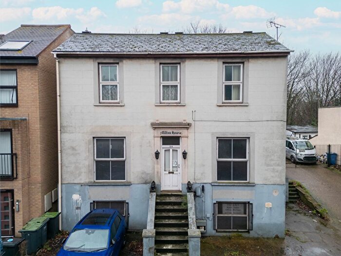 4 Bedroom Detached House For Sale In Milton Road, Gravesend, Kent, DA12
