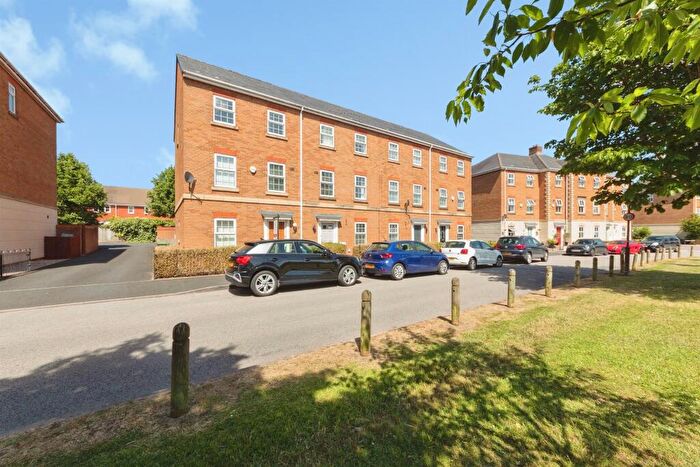 4 Bedroom Town House For Sale In Boundary Lane, Shirley, Solihull, B90