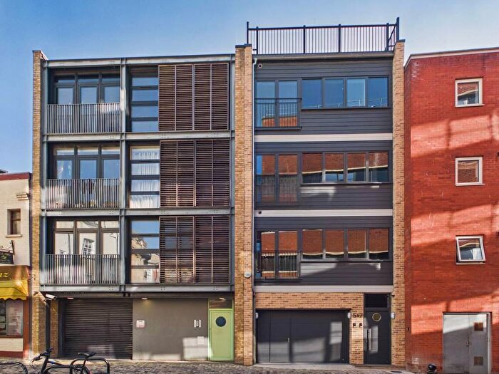 4 Bedroom Apartment To Rent In Coytes Gardens, Ipswich, Suffolk, IP1