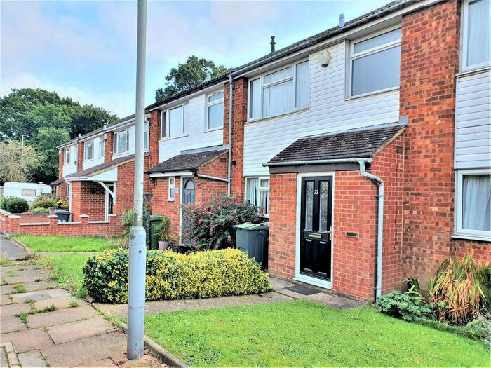 3 Bedroom Terraced House To Rent In Saltdean Close, Luton, LU2