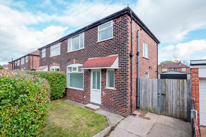 3 Bedroom Semi-Detached House To Rent In Silver Street, Irlam, Manchester, M44