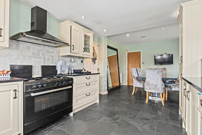 4 Bedroom Detached House For Sale In The Almonds, Liverpool, L26