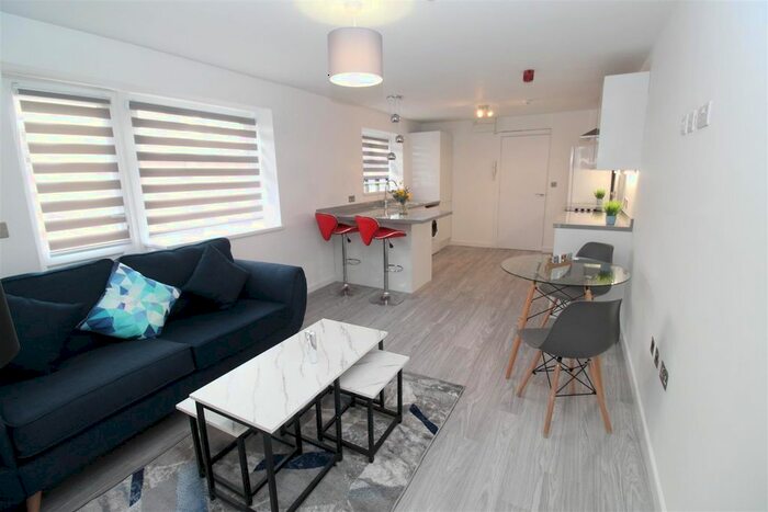 1 Bedroom Flat To Rent In Connaught Road, Roath, Cardiff, CF24