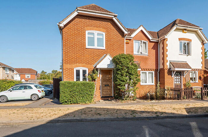 2 Bedroom End Of Terrace House For Sale In Old School Place, Woking, Surrey, GU22