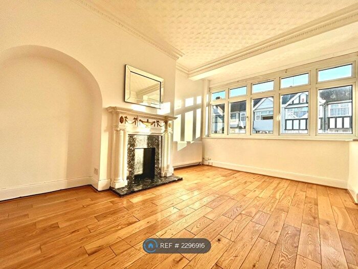 3 Bedroom Terraced House To Rent In Gray Avenue, Dagenham, RM8