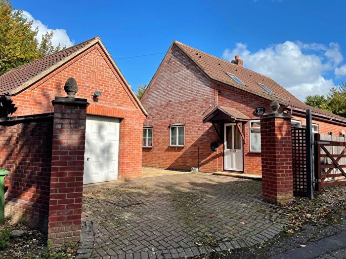 4 Bedroom Detached House For Sale In Corner Cottage, Lower Globe Lane, Blofield, Norwich, Norfolk, NR13