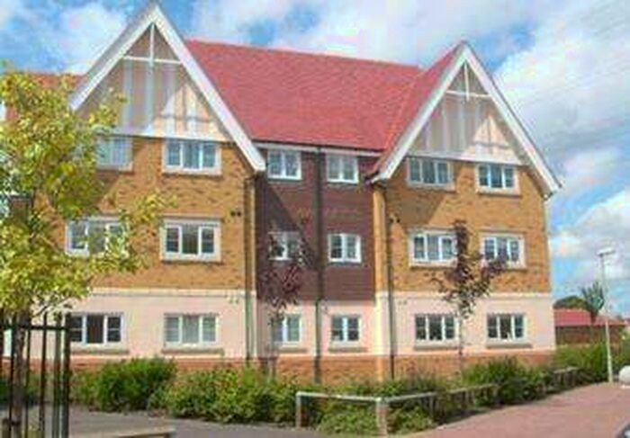 2 Bedroom Flat To Rent In Hedgers Way, Kingsnorth, Ashford, TN23