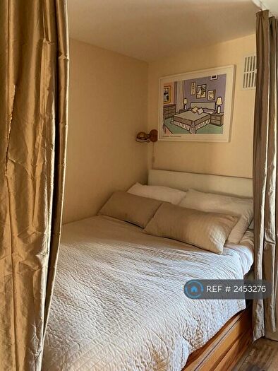 Studio To Rent In Little Western St, Brighton, BN3