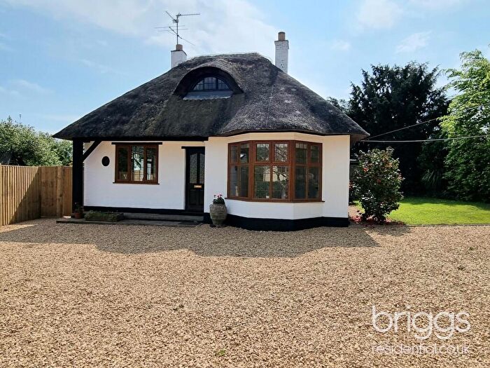 3 Bedroom Cottage For Sale In Swallow Hill, Thurlby, Market Deeping, PE10