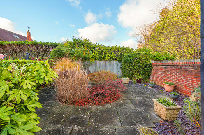 2 Bedroom Apartment For Sale In Sturges Road, Wokingham, Berkshire, RG40