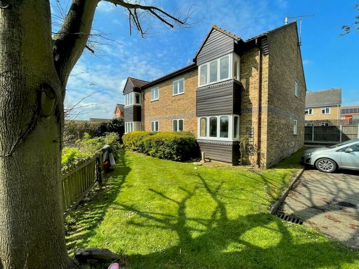 2 Bedroom Ground Flat To Rent In Wickham Road, Witham, CM8