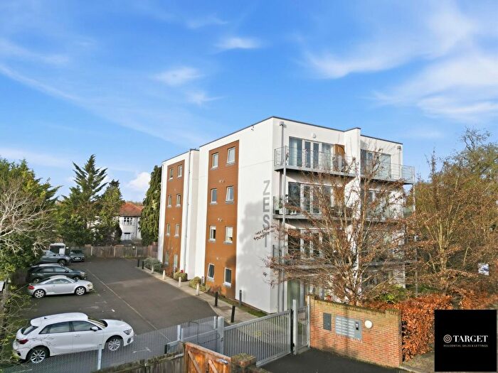2 Bedroom Flat For Sale In Church Street, London, N9