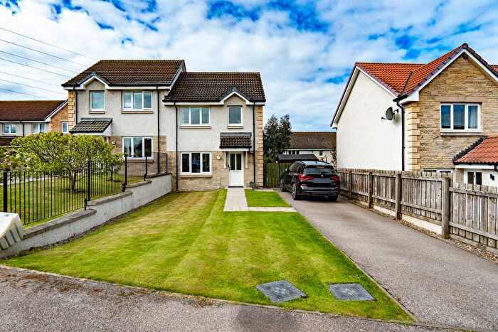 3 Bedroom Semi-Detached House For Sale In Pinewood Drive, Inverness, IV2