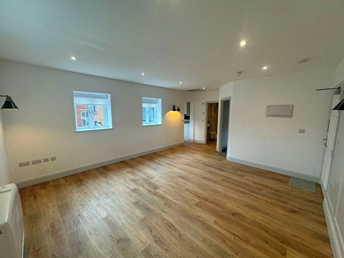 1 Bedroom Flat To Rent In The Luxe Loft The Homend, Ledbury, Herefordshire, HR8