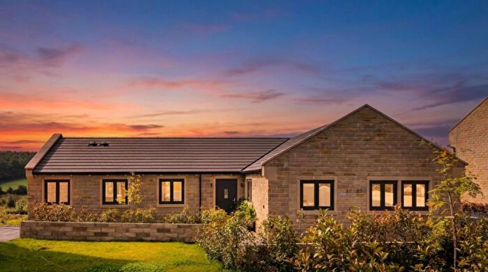 3 Bedroom Detached Bungalow For Sale In Spring View Scholebrook Lane, Tong, BD4
