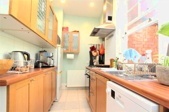 Studio To Rent In Priory Road, Crouch End, N8