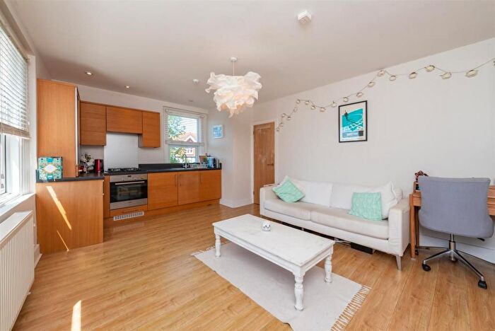 1 Bedroom Flat To Rent In Church Road, Hove, BN3