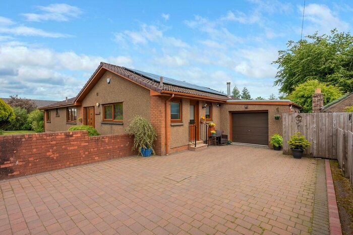 4 Bedroom Detached Bungalow For Sale In Main Street, Longridge Bathgate, EH47