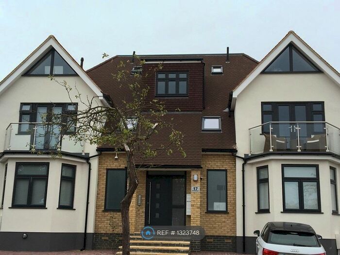 2 Bedroom Flat To Rent In Rubicon Court, London, NW11