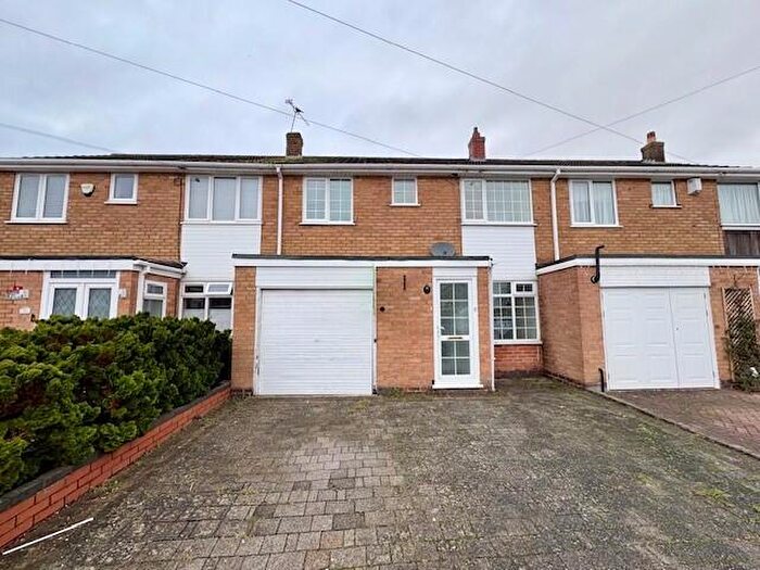 3 Bedroom House To Rent In Mollington Crescent, Shirley, Solihull, B90