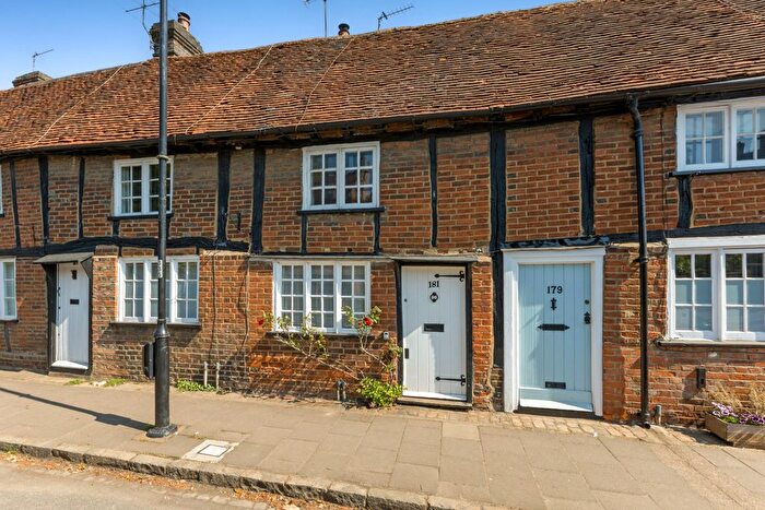 2 Bedroom Terraced House For Sale In High Street, Amersham, HP7