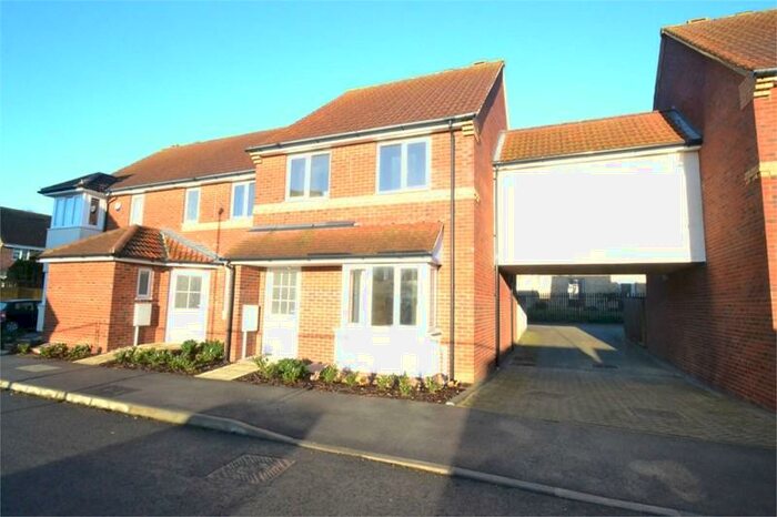 3 Bedroom Terraced House To Rent In East Glebe Close, Corby, NN17