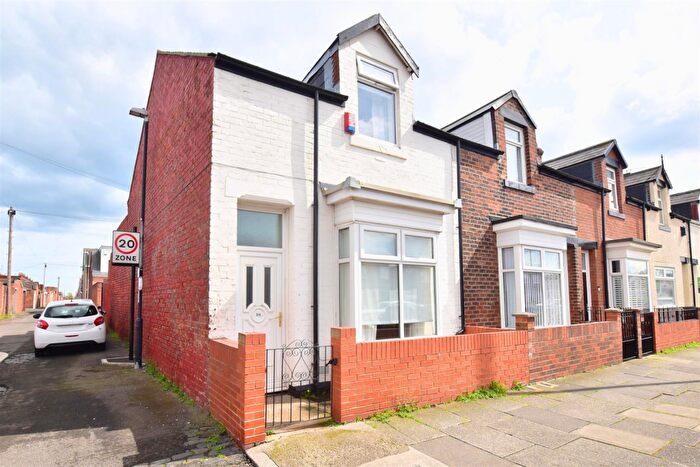 2 Bedroom Detached House For Sale In Fulwell Road, Fulwell, Sunderland, SR6