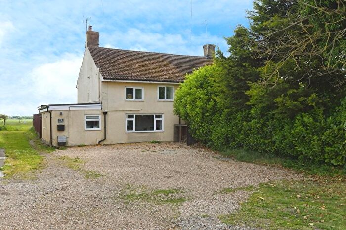 2 Bedroom Semi-Detached House For Sale In Leverington Common, Leverington, PE13