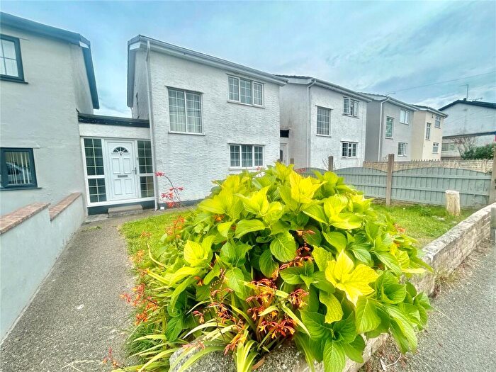 3 Bedroom Link Detached House For Sale In Nant Y Felin, Pentraeth, Isle Of Anglesey, LL75