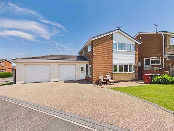 4 Bedroom Detached House For Sale In Morley Close, Dronfield Woodhouse, S18