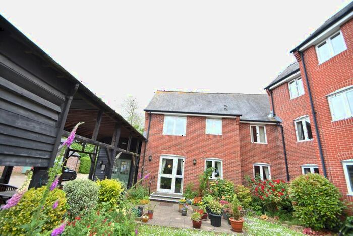 1 Bedroom Retirement Property For Sale In Springwell, Havant, Hampshire, PO9