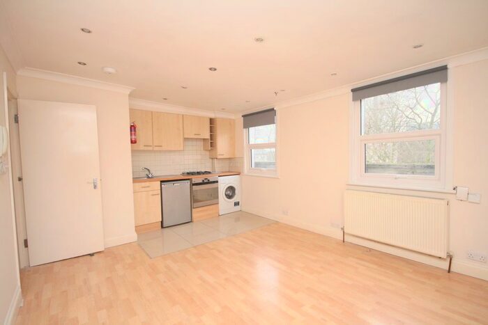 1 Bedroom Flat To Rent In Hornsey Road, Holloway, N7