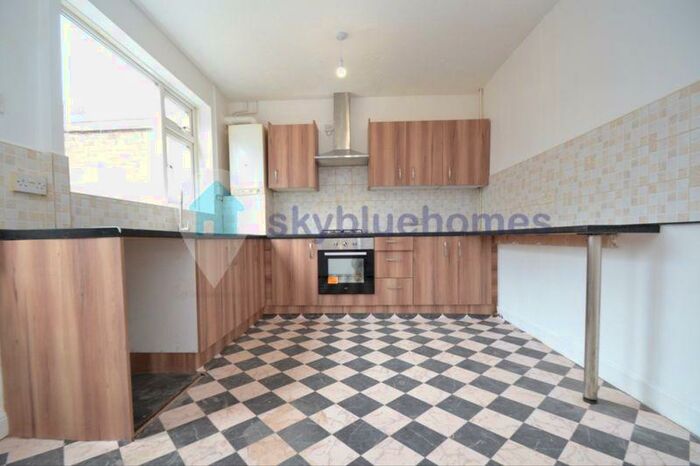 2 Bedroom Terraced House To Rent In Checketts Close, Leicester, LE4