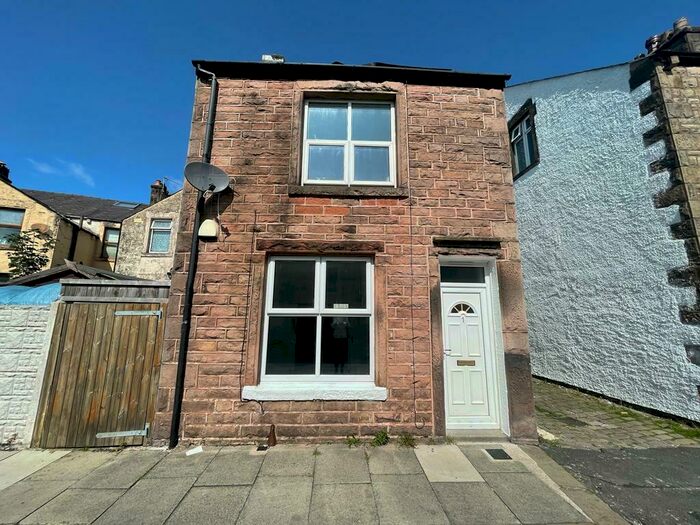 2 Bedroom House To Rent In Broadway, Lancaster, LA1