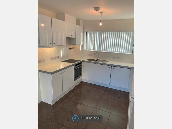 1 Bedroom Flat To Rent In Marlborough Avenue, London E8