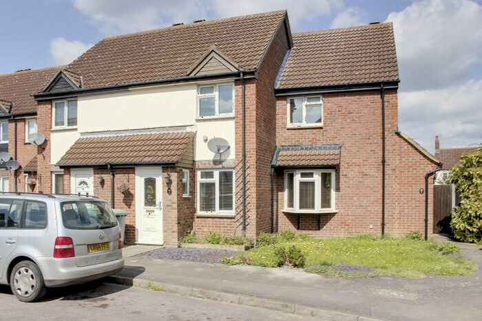 2 Bedroom Terraced House To Rent In Lamb Meadow, Arlesey, SG15