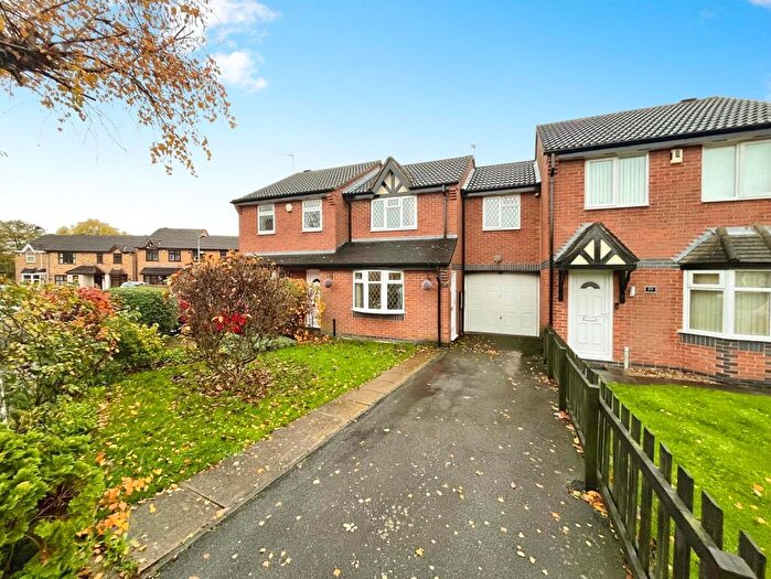 3 Bedroom Terraced House For Sale In Meadowsweet Road, Hamilton, Leicester, Leicestershire, LE5