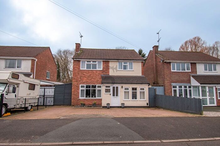 3 Bedroom Detached House For Sale In Lubbesthorpe Road, Leicester, LE3